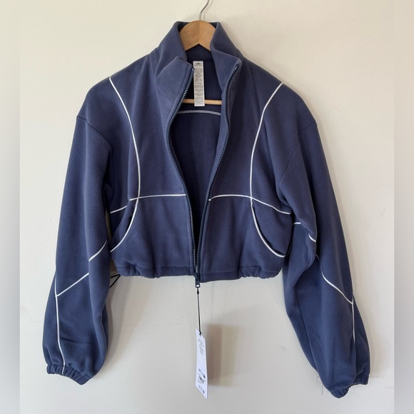 NWT ALO Yoga Polar Fleece Game Time Full-Zip Jacket Size XS Cropped Blue/White - Picture 8 of 12